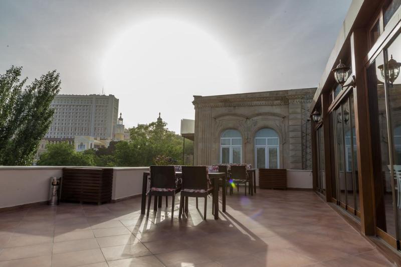 Premier Old Gates Hotel Баку Экстерьер фото